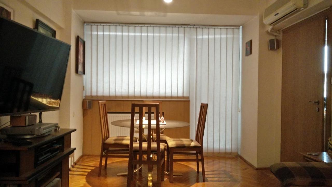 Rompromo Plus Accommodation Bucureşti Eksteriør bilde